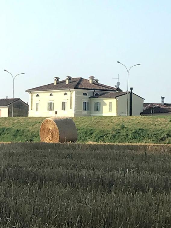 Locanda La Motta Motta Baluffi Екстер'єр фото